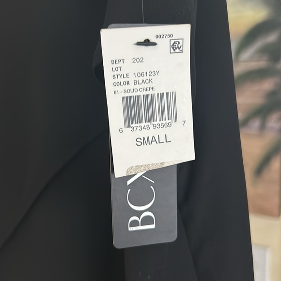 BCX sleeveless top • Size small • NWT - Picture 5 of 5